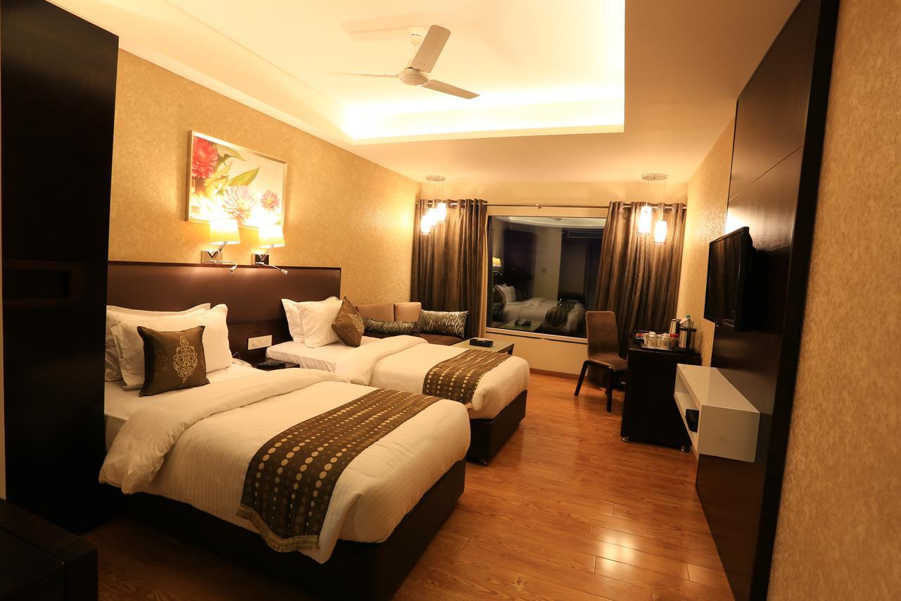Nandan Kanan Hotel & Resort Sipra Exteriér fotografie